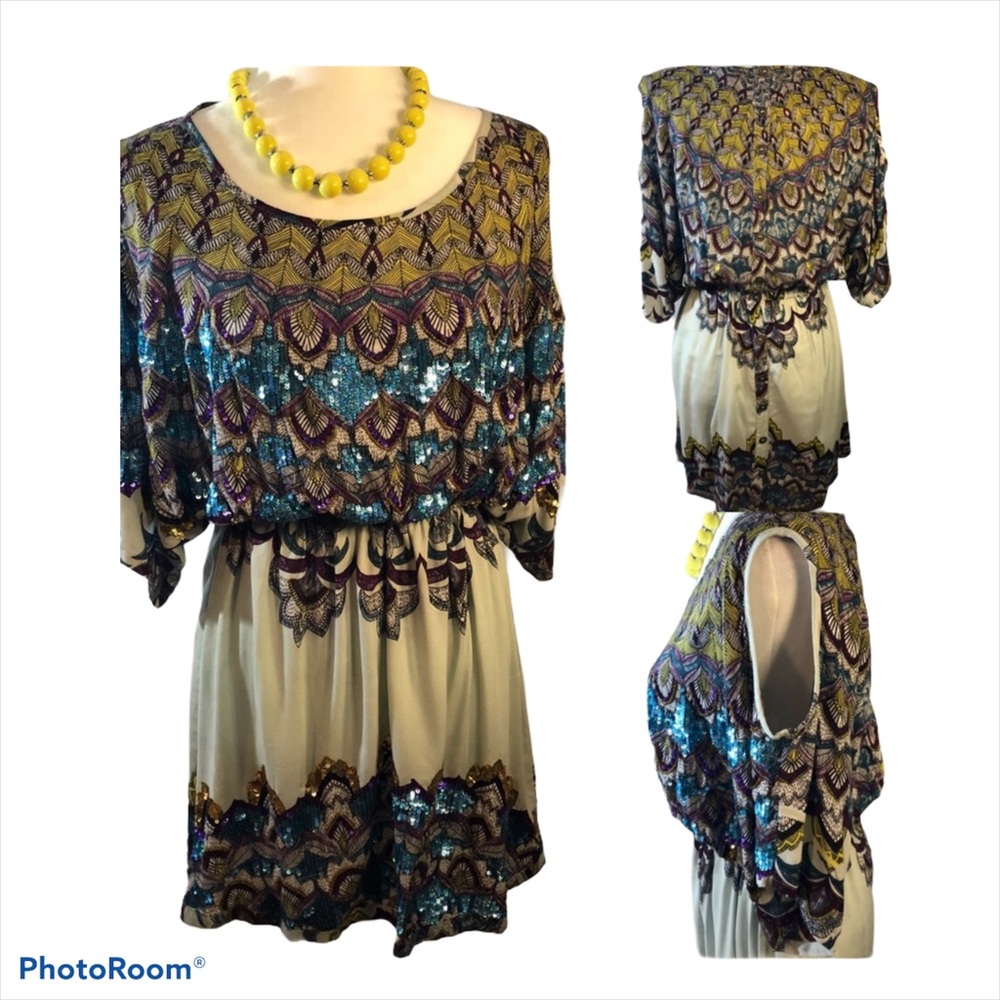 BOGO🖤 ANGIE PEACOCK OPEN SHOULDER SEQUIN SHORT